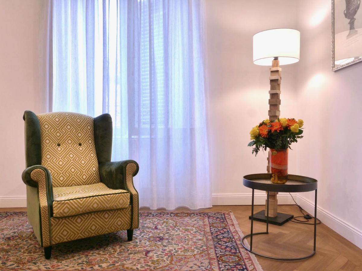 Helmirage Trevi Suite Rom Exterior foto
